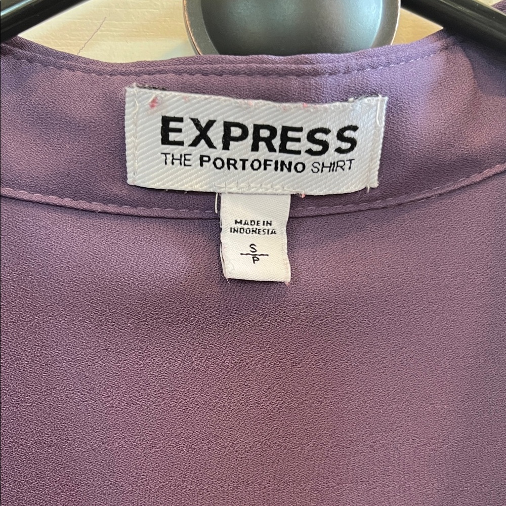 Express Portofino Button-Down - Picture 2 of 8